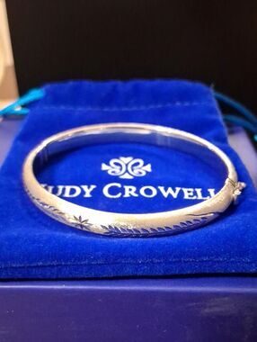 925 Diamond Cut Bangle Hinged Sterling Silver By Judy Crowell New With Box